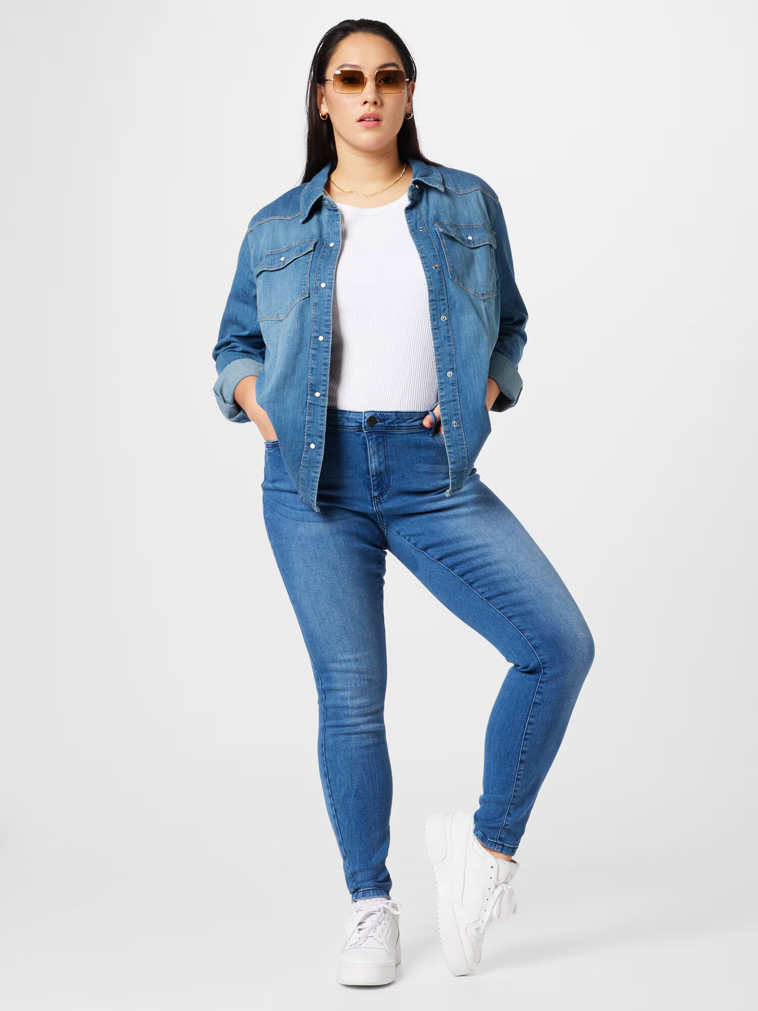 Vero Moda Curve Kavbojke moder denim - Pepit.si