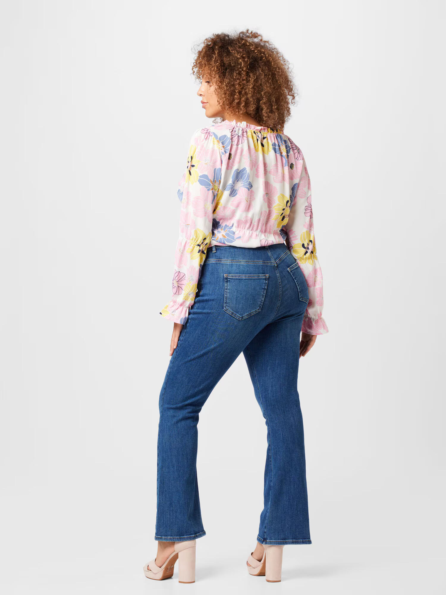 Vero Moda Curve Kavbojke 'PAULINA' moder denim - Pepit.si