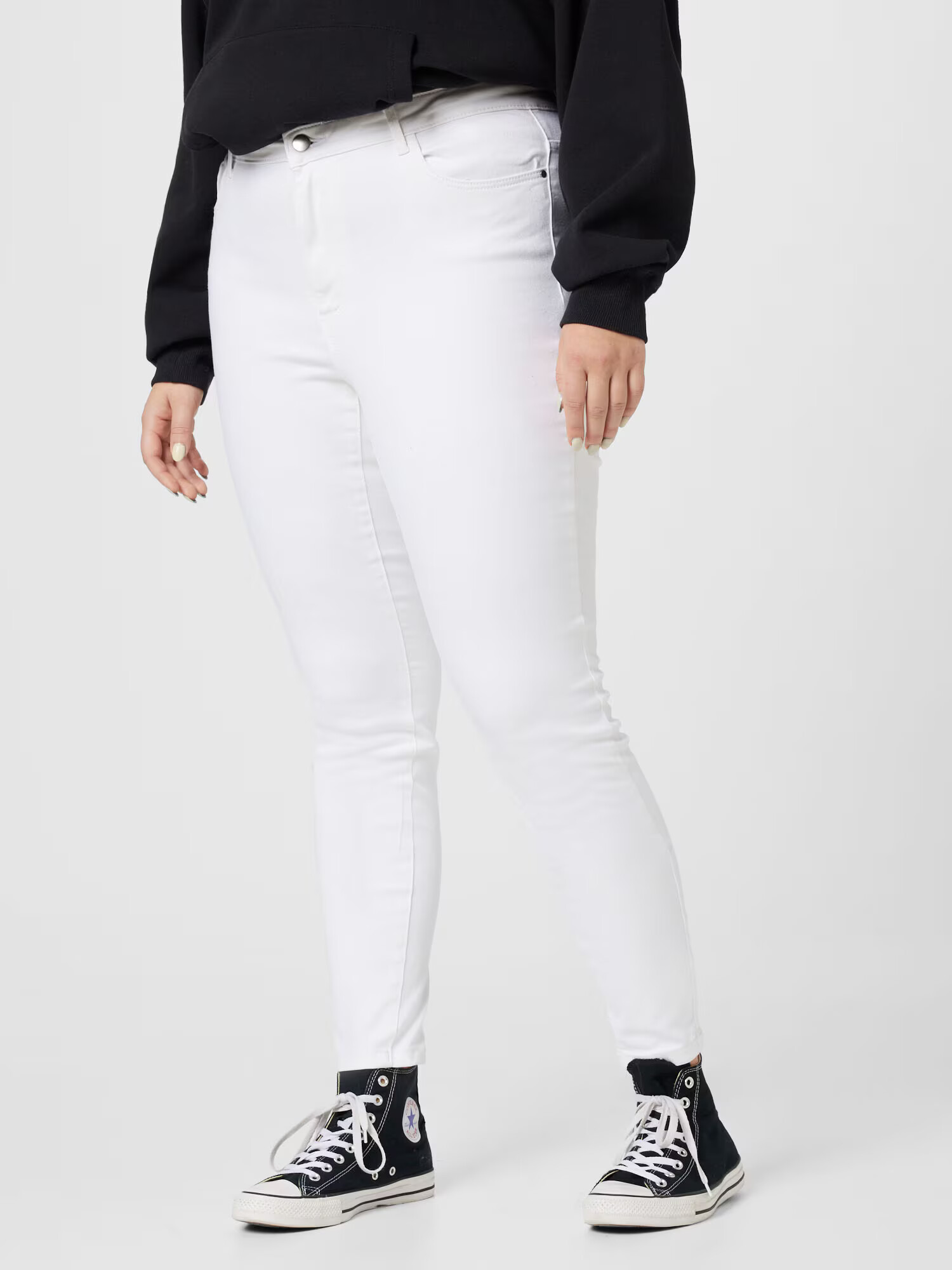 Vero Moda Curve Kavbojke 'Phia' bel denim - Pepit.si