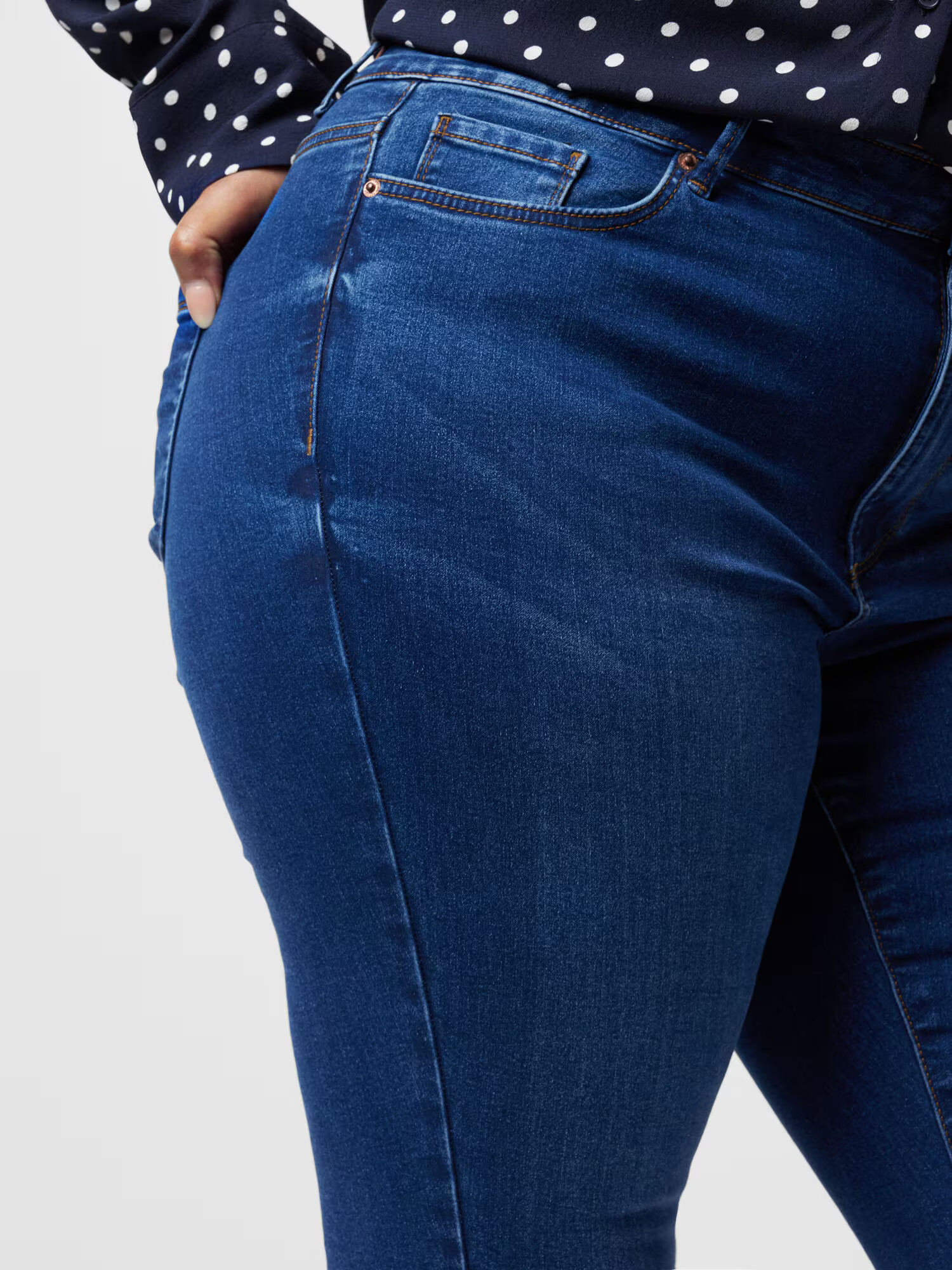 Vero Moda Curve Kavbojke 'PHIA' moder denim - Pepit.si