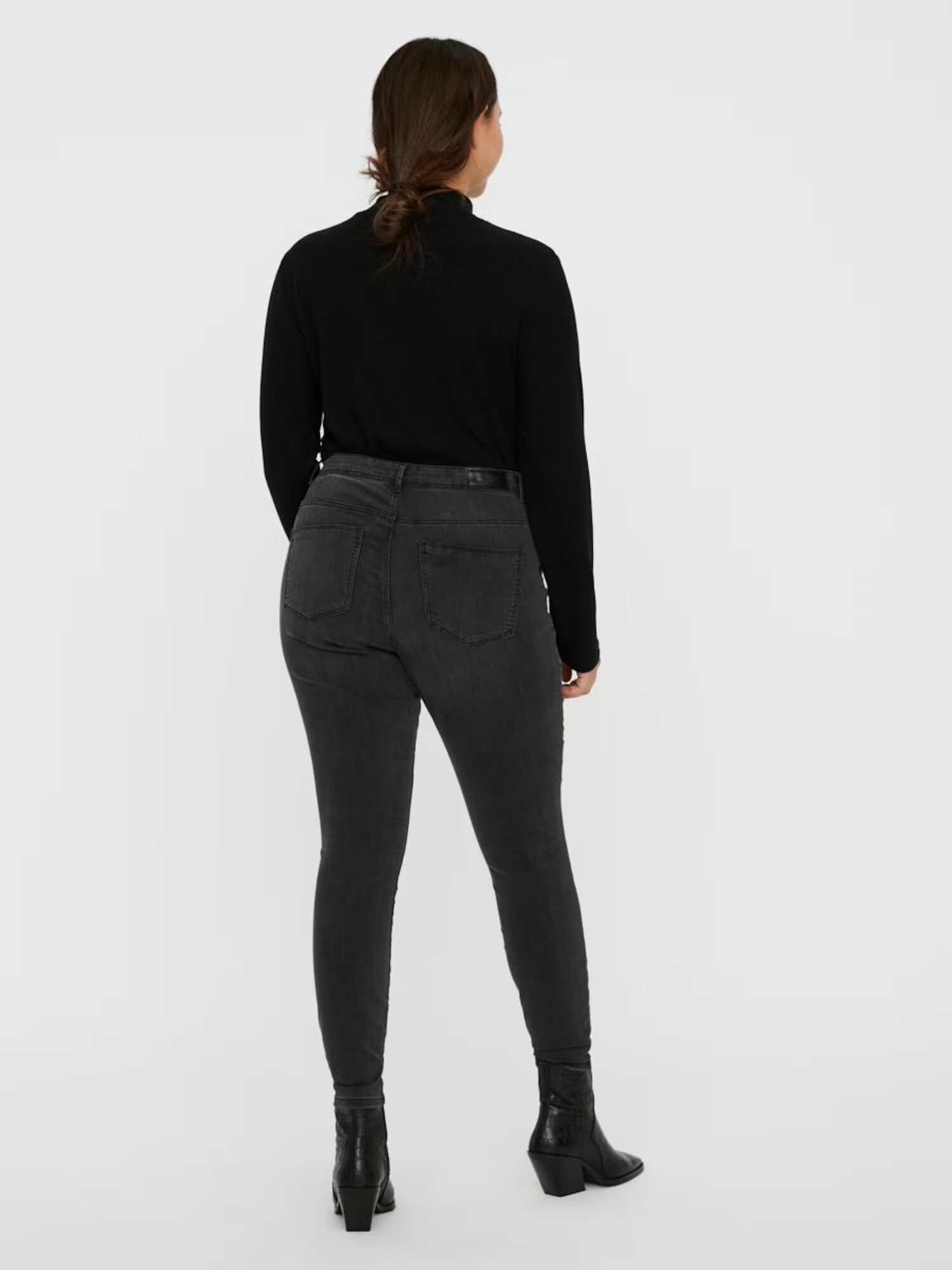 Vero Moda Curve Kavbojke 'Tanya' siv denim - Pepit.si