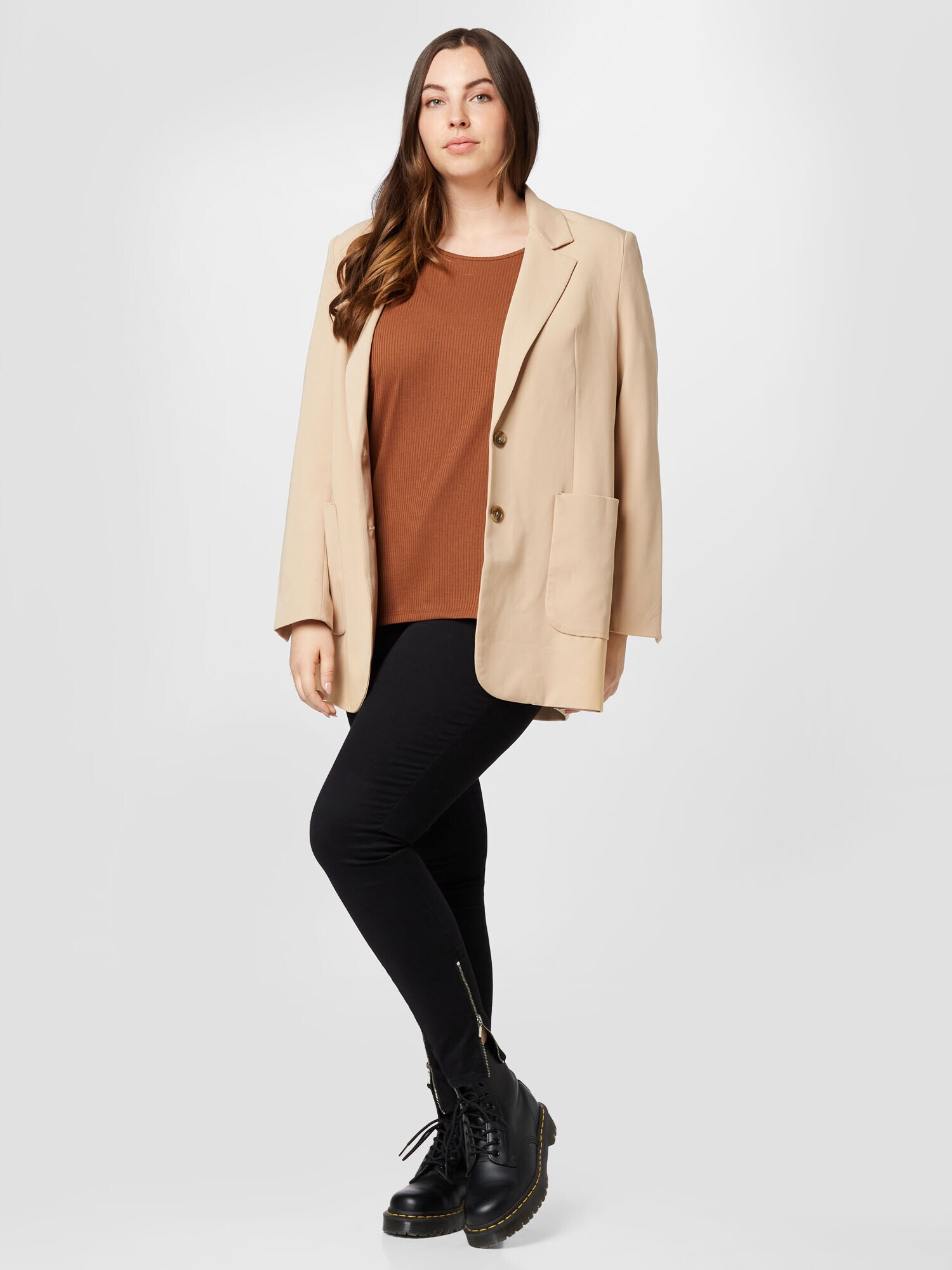 Vero Moda Curve Majica 'IVY' karamel - Pepit.si