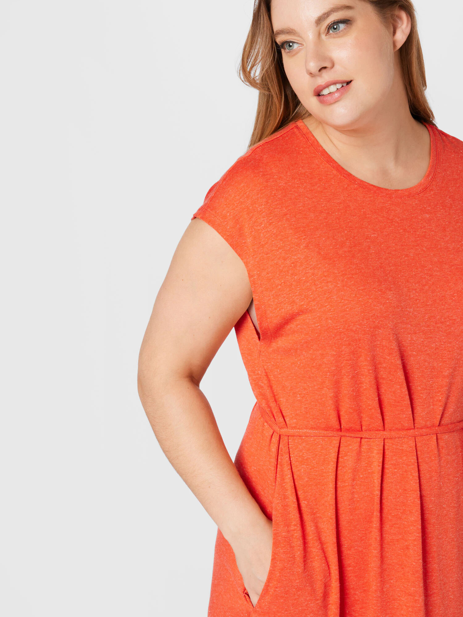 Vero Moda Curve Obleka 'JUNE' oranžno rdeča - Pepit.si