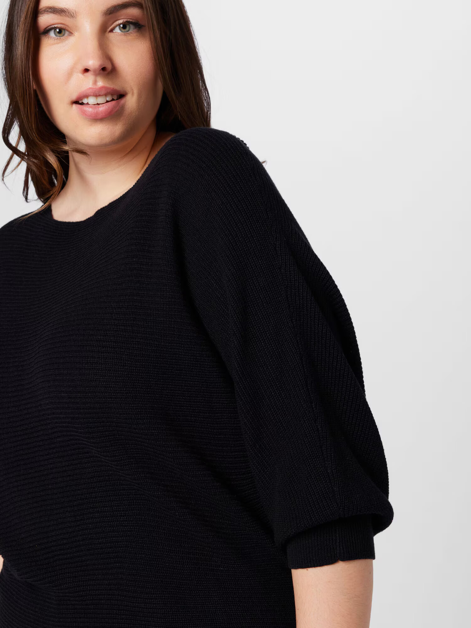 Vero Moda Curve Pulover 'TUGALEX' črna - Pepit.si