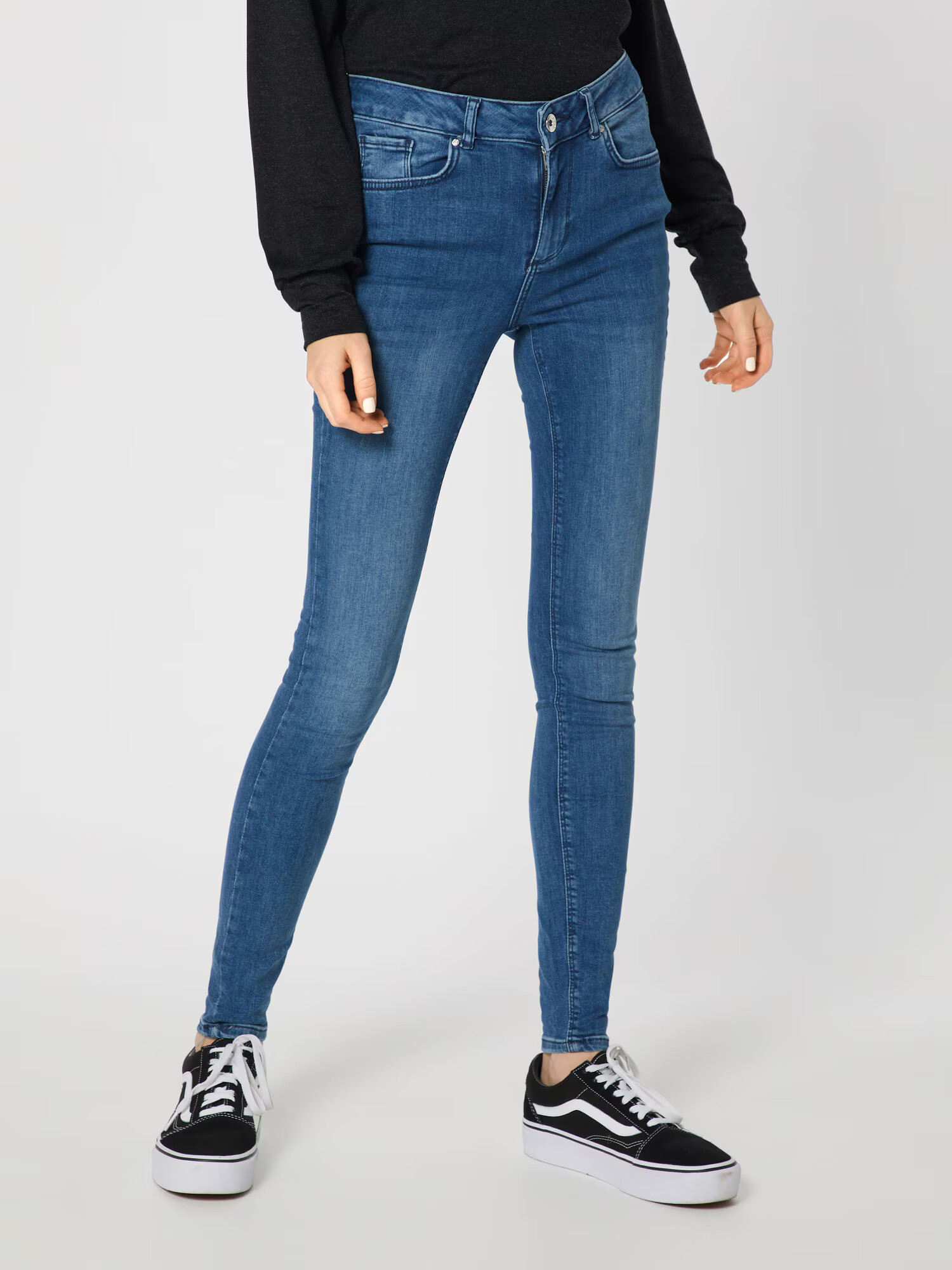 VERO MODA Kavbojke 'Lux' moder denim - Pepit.si