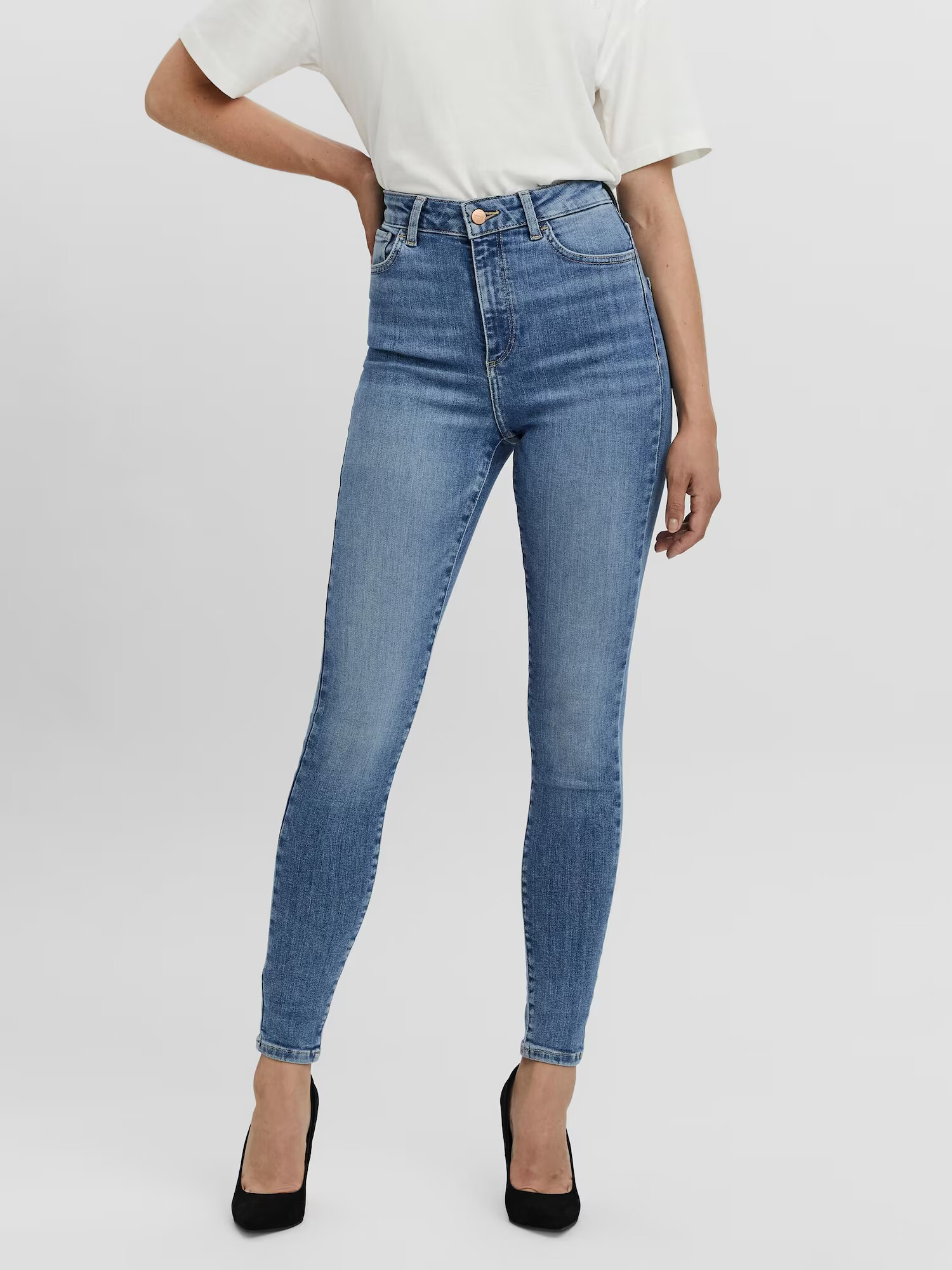 VERO MODA Kavbojke 'Sophia' moder denim - Pepit.si