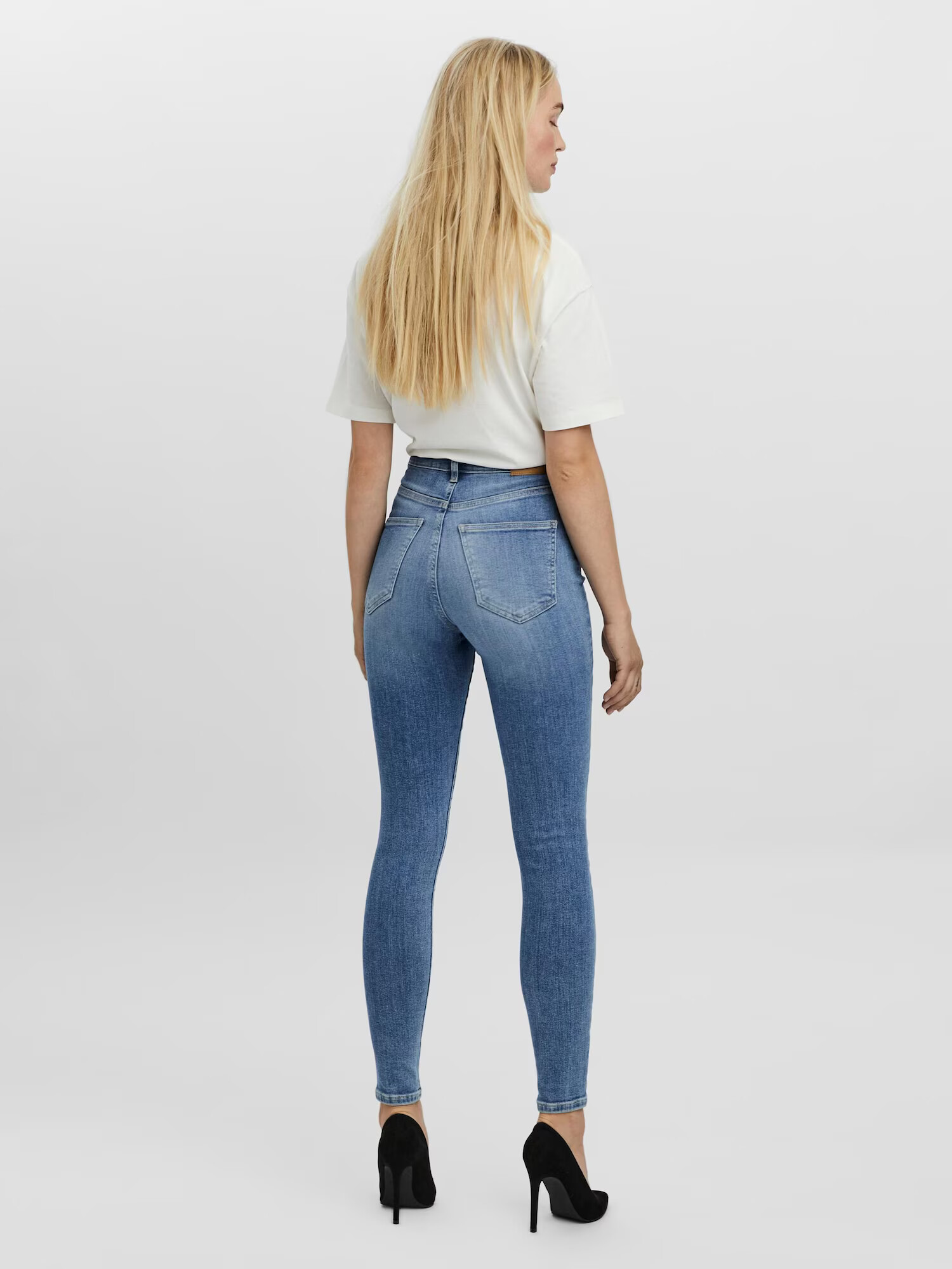 VERO MODA Kavbojke 'Sophia' moder denim - Pepit.si