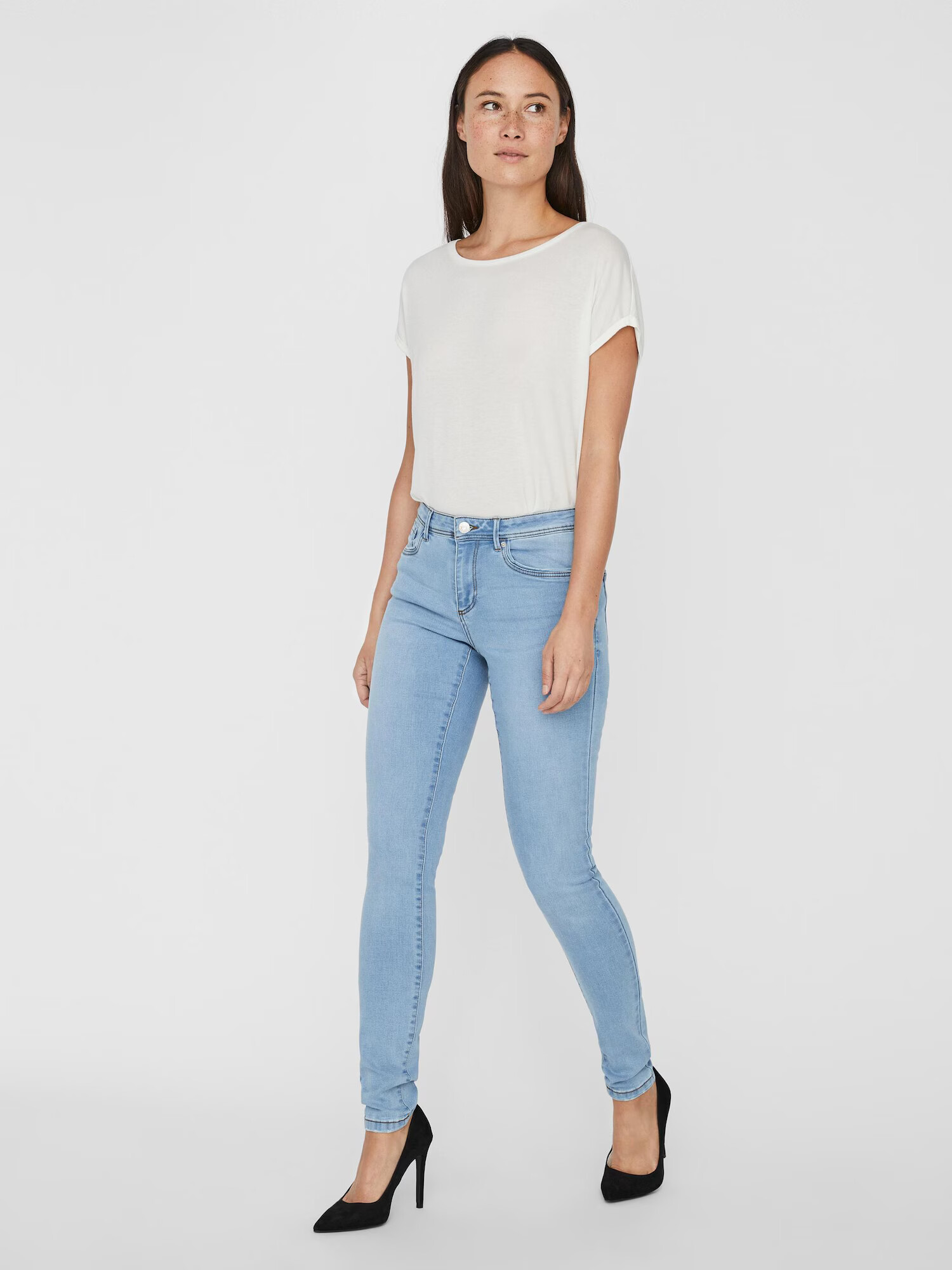 VERO MODA Kavbojke 'Tanya' moder denim - Pepit.si