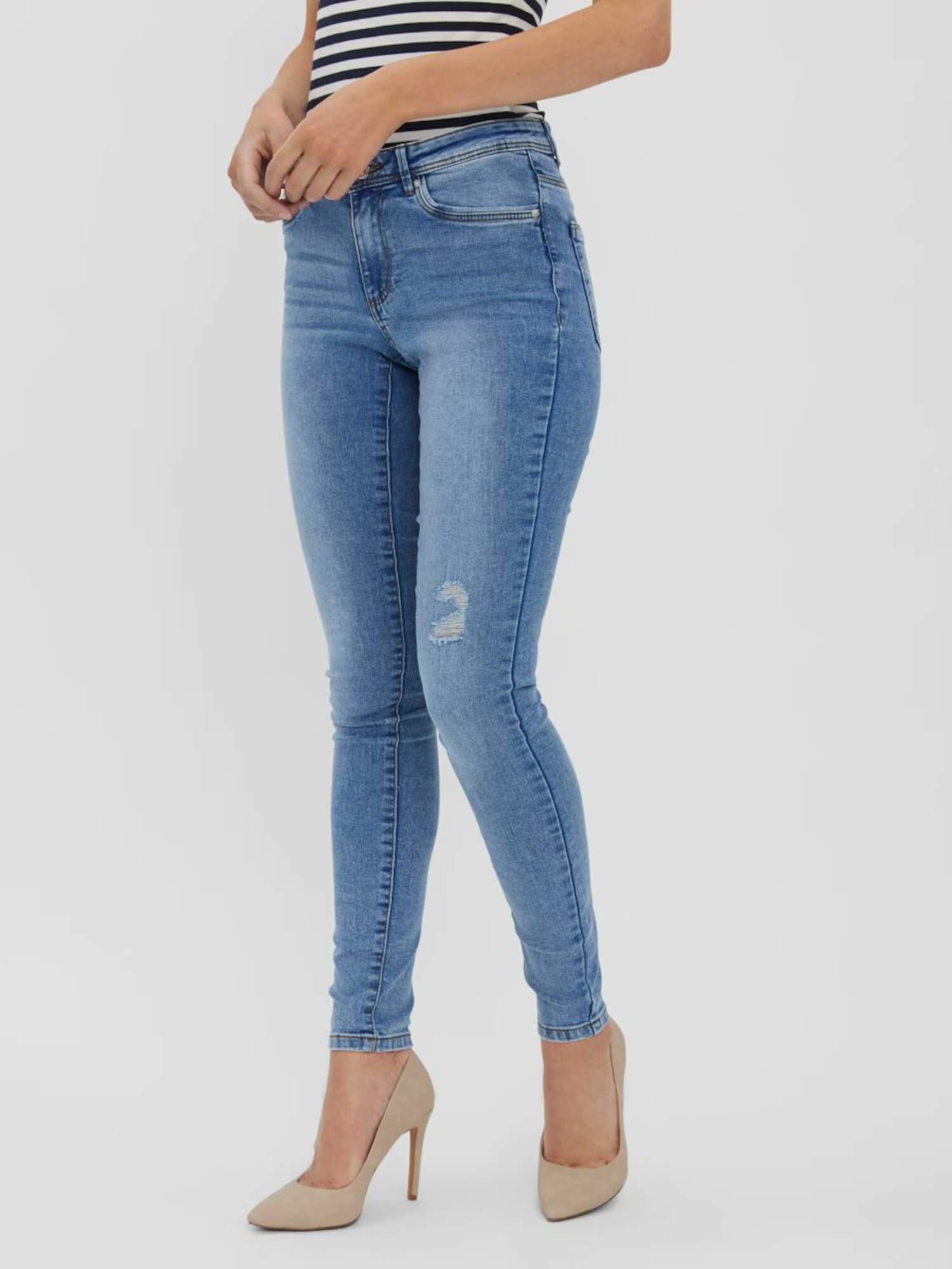 VERO MODA Kavbojke 'Tanya' moder denim - Pepit.si