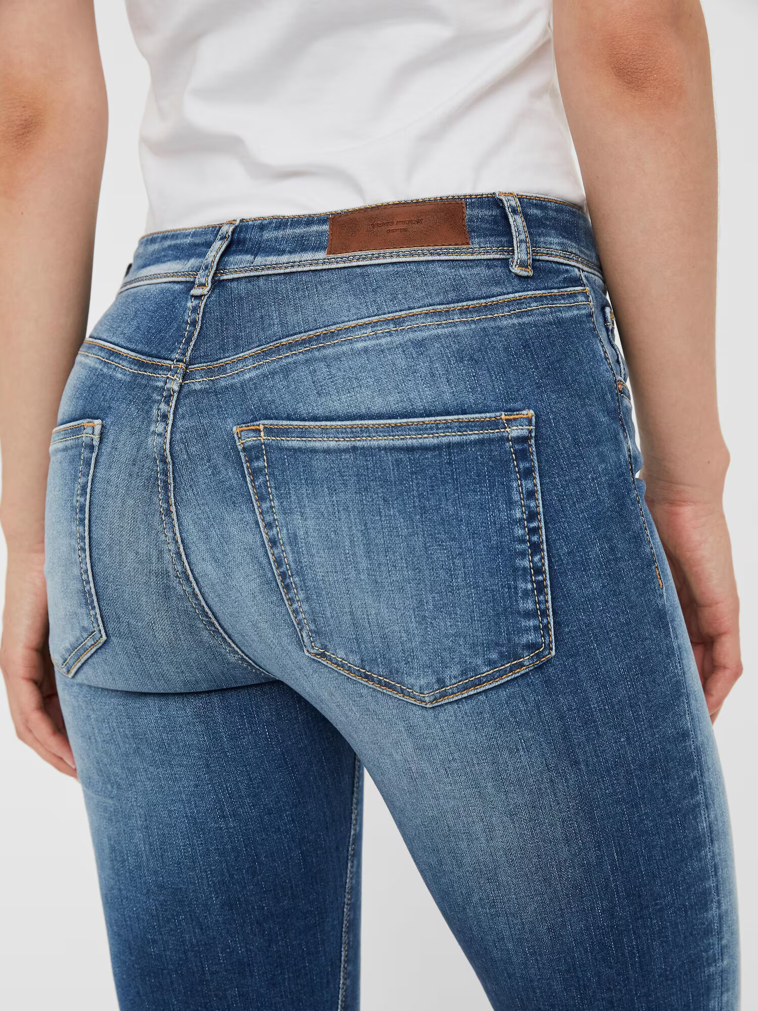 VERO MODA Kavbojke 'Lux' moder denim - Pepit.si