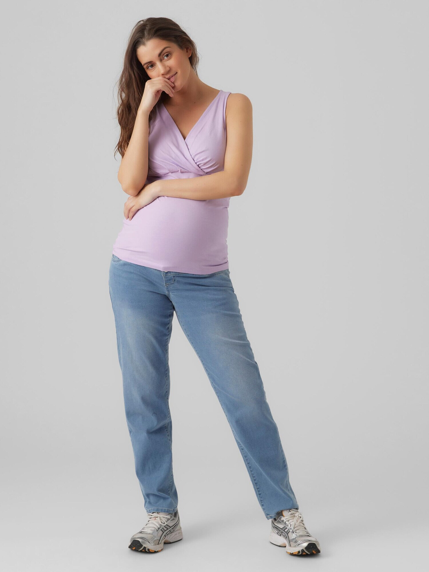 Vero Moda Maternity Kavbojke 'ZIA' moder denim - Pepit.si