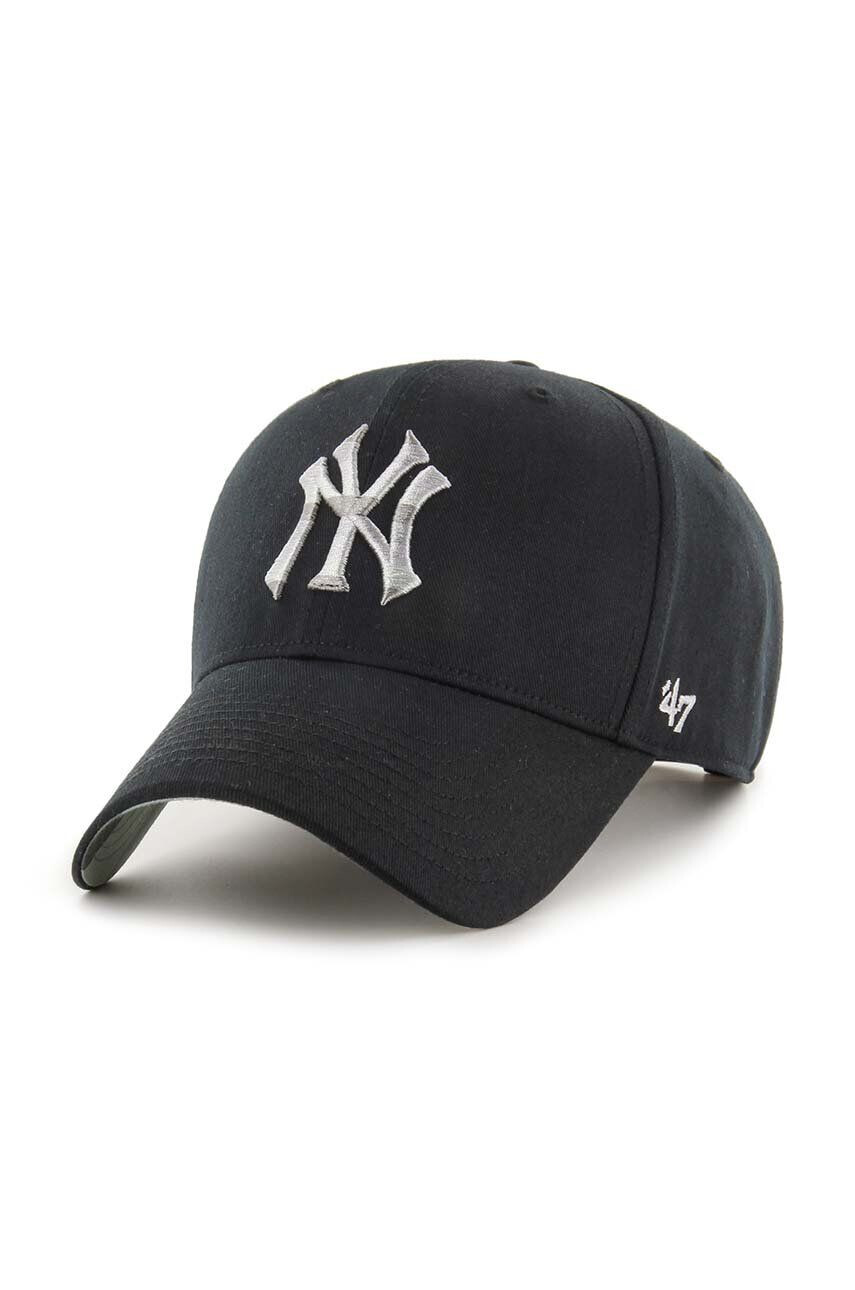 47brand Bombažna kapa s šiltom MLB New York Yankees črna barva - Pepit.si