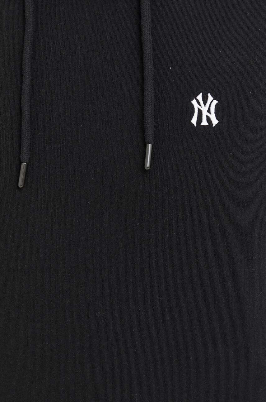 47brand Pulover MLB New York Yankees črna barva s kapuco - Pepit.si