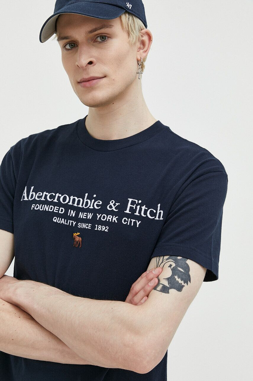 Abercrombie & Fitch Bombažna kratka majica črna barva - Pepit.si