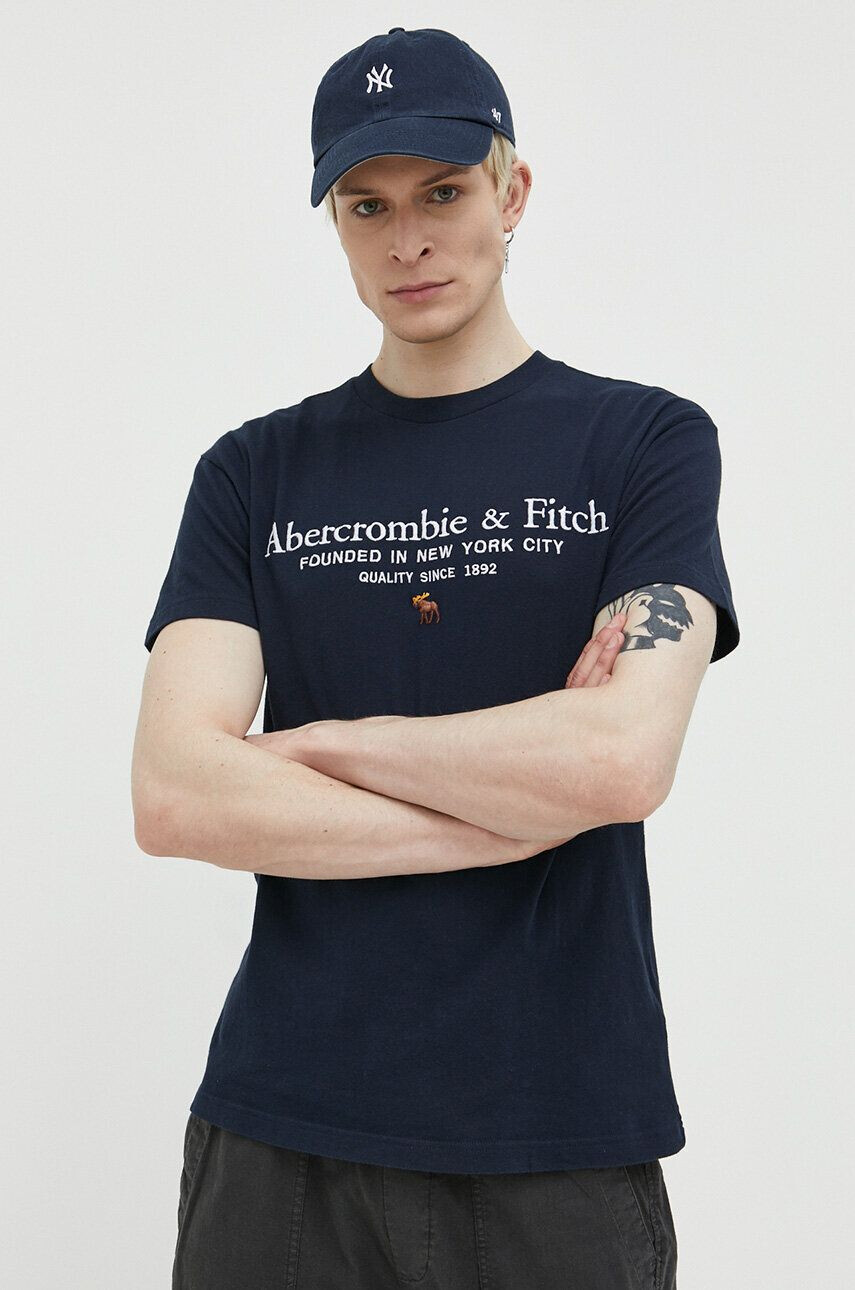 Abercrombie & Fitch Bombažna kratka majica črna barva - Pepit.si