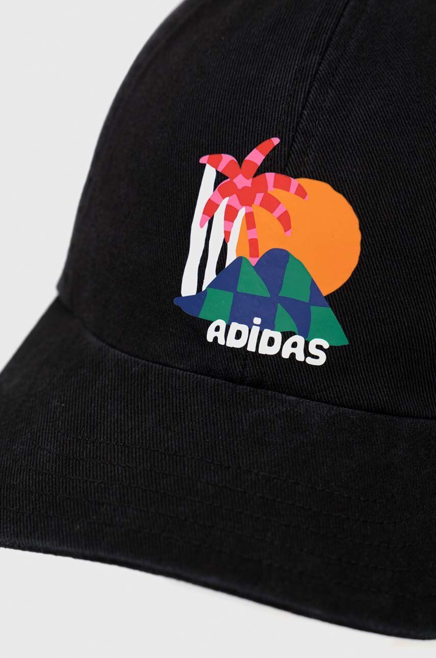 adidas Kapa s šiltom FARM črna barva - Pepit.si