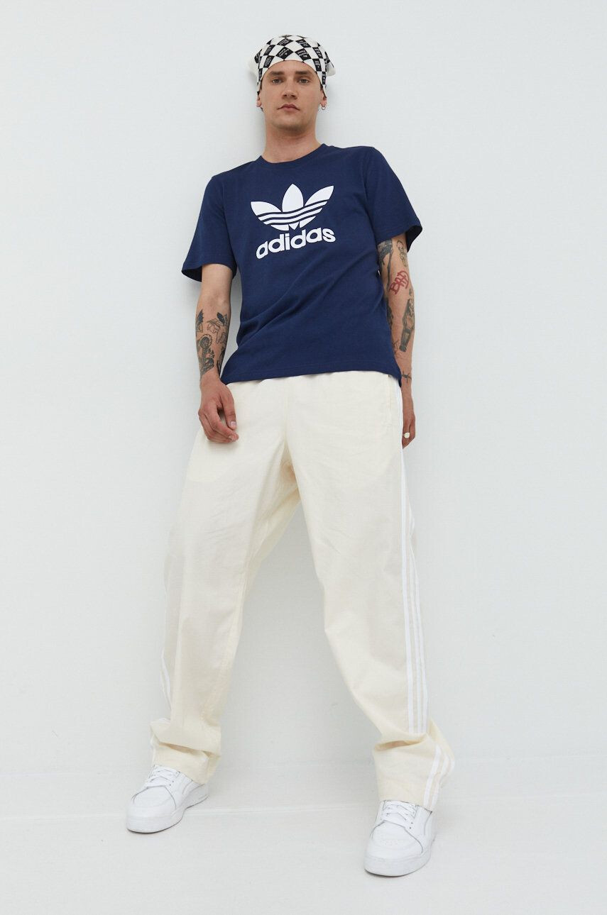 adidas Originals Bombažen t-shirt - Pepit.si