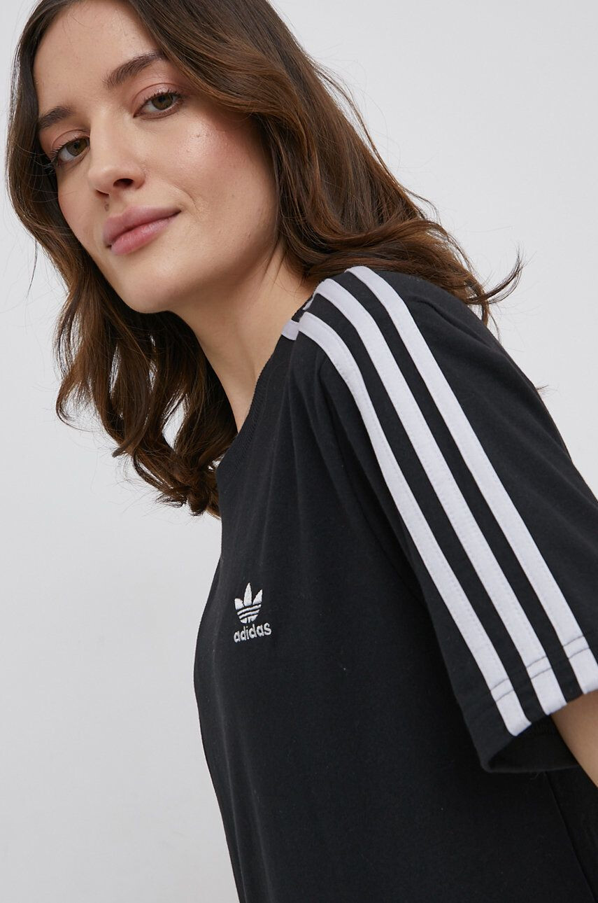 adidas Originals Bombažen t-shirt Adicolor - Pepit.si