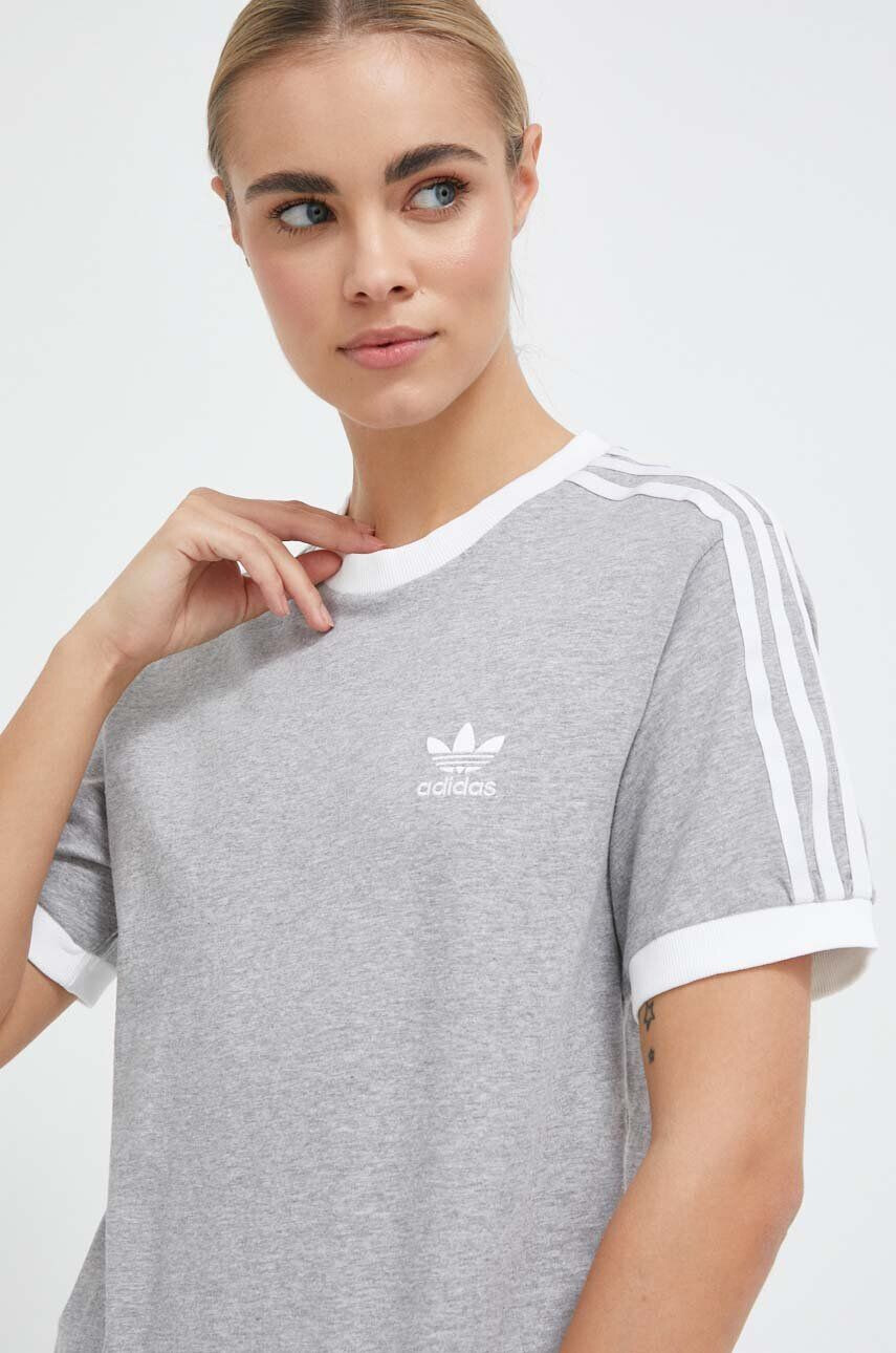 adidas Originals Bombažna kratka majica siva barva - Pepit.si