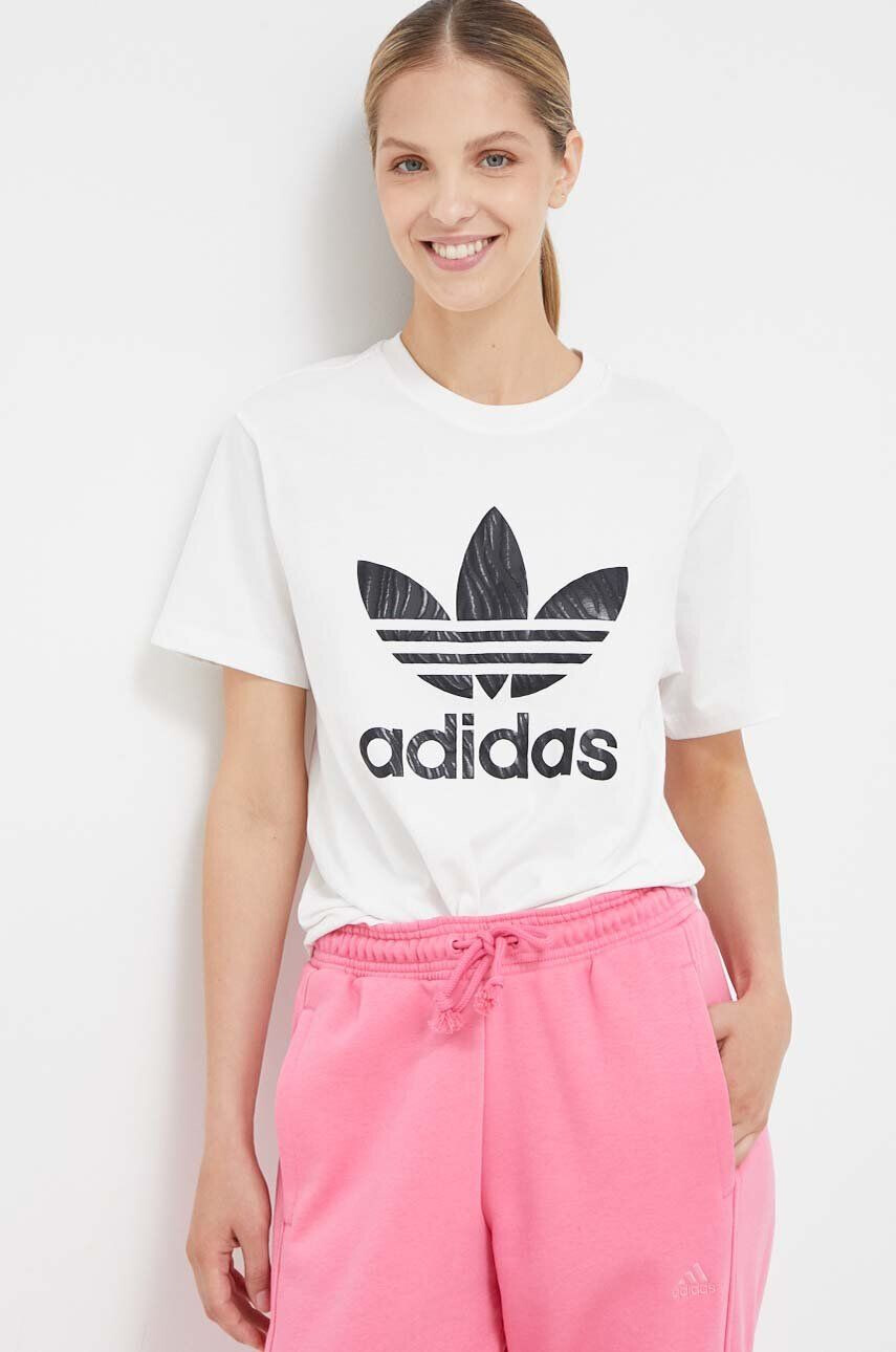 adidas Originals Bombažna kratka majica bež barva - Pepit.si