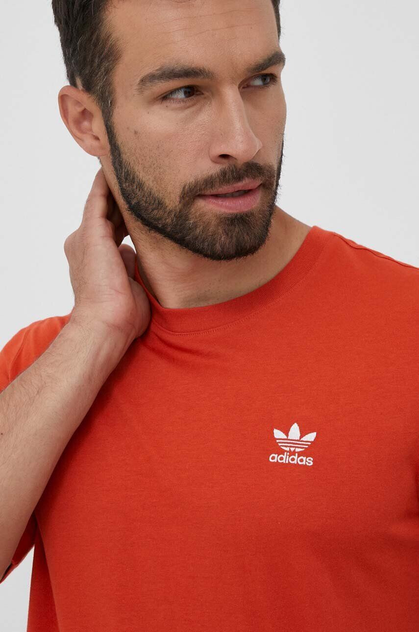 adidas Originals Bombažna kratka majica oranžna barva - Pepit.si