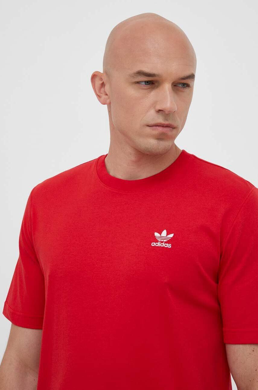 adidas Originals Bombažna kratka majica rdeča barva - Pepit.si