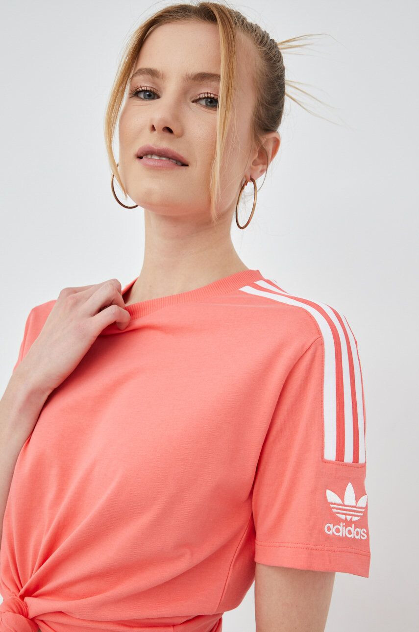 adidas Originals Bombažna kratka majica Adicolor - Pepit.si