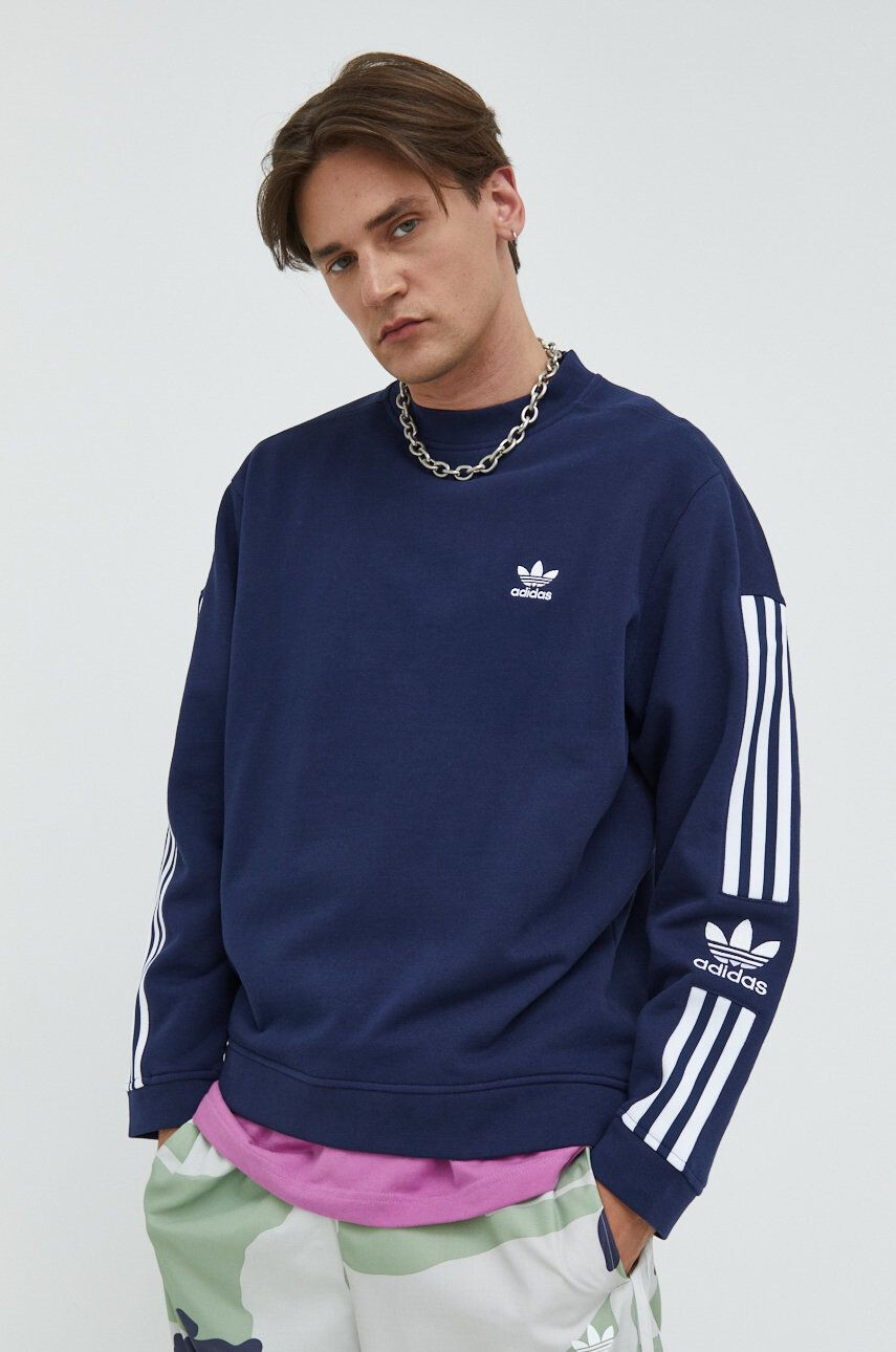 adidas Originals Bombažna mikica ženska črna barva - Pepit.si