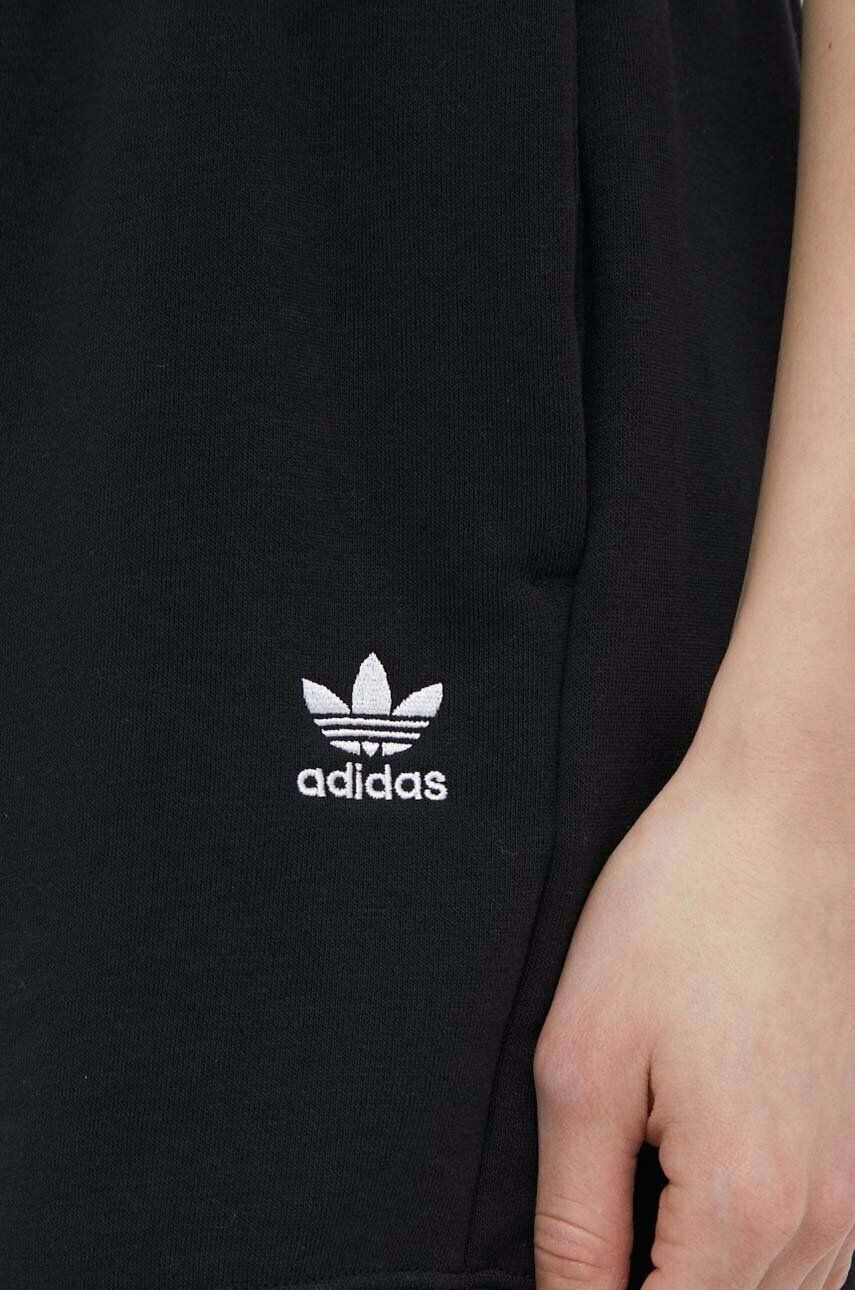 adidas Originals Kratke hlače ženski črna barva - Pepit.si