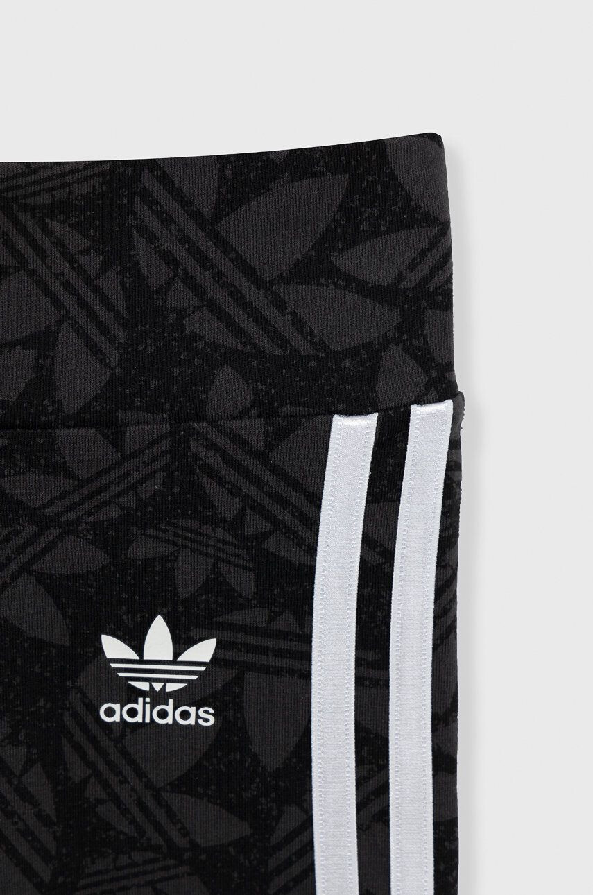 adidas Originals Otroške kratke hlače črna barva - Pepit.si