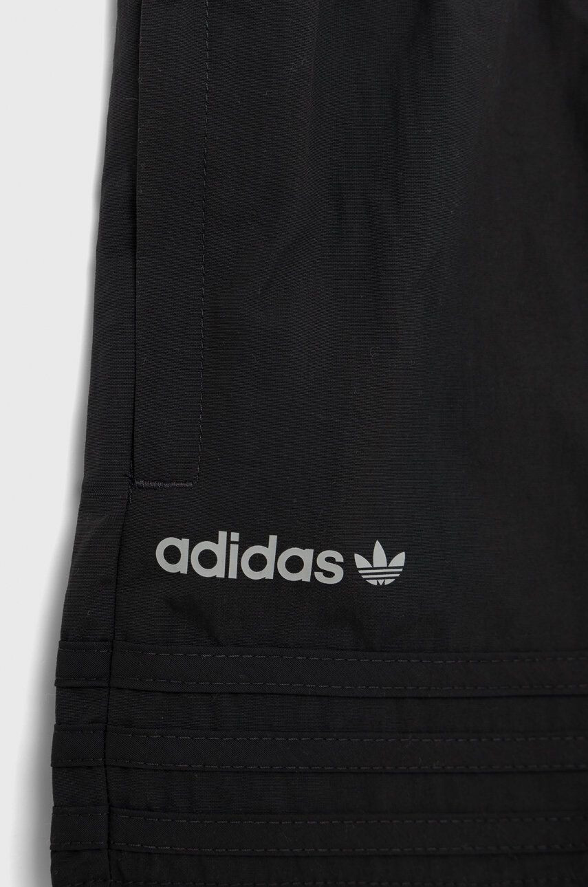 adidas Originals Otroške kratke hlače črna barva - Pepit.si