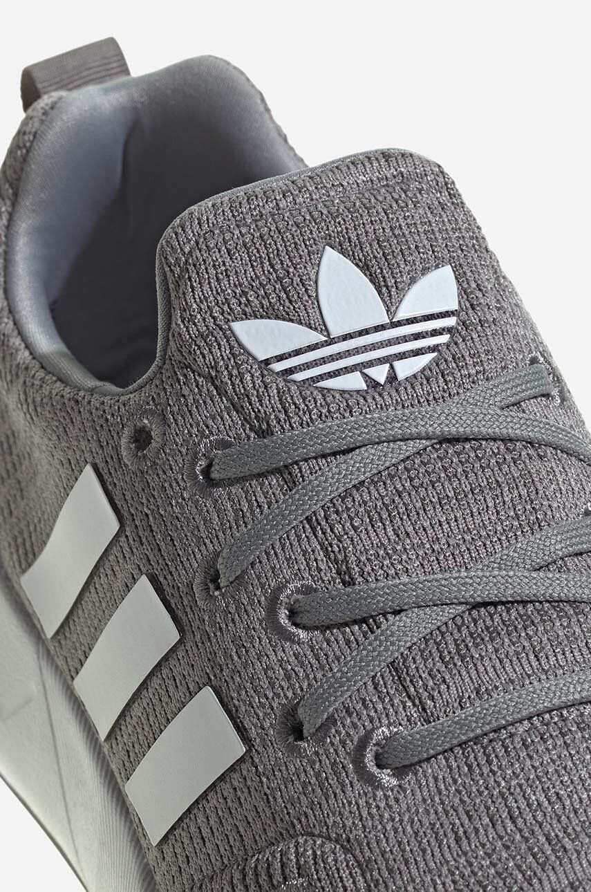 adidas Originals Otroške superge SWIFT RUN 22 J siva barva - Pepit.si