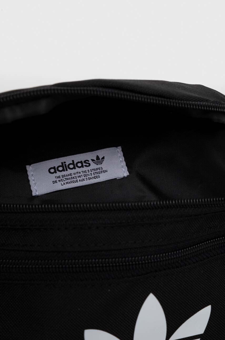 adidas Originals Torbica za okoli pasu črna barva - Pepit.si