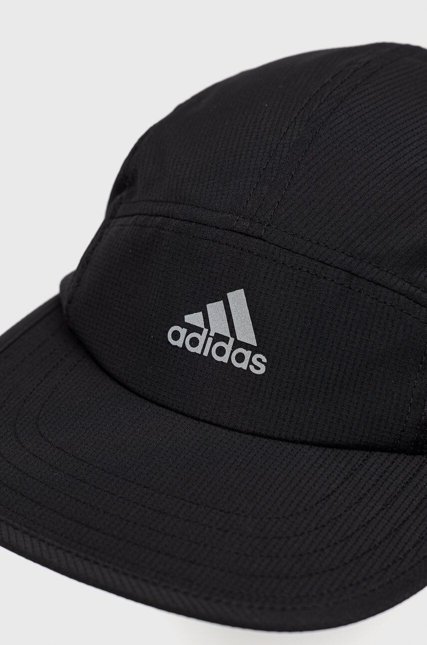 adidas Performance Kapa s šiltom črna barva - Pepit.si