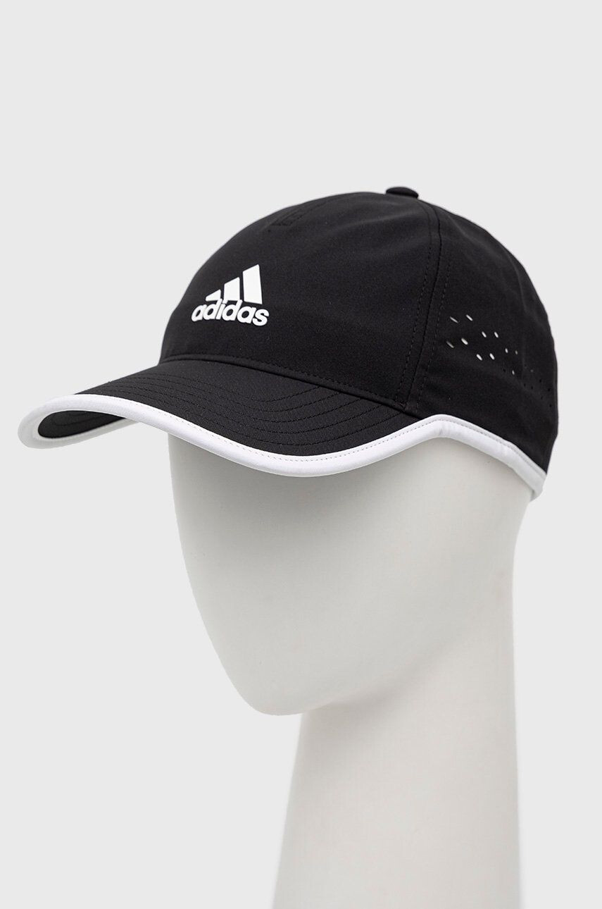 adidas Performance Kapa s šiltom črna barva - Pepit.si