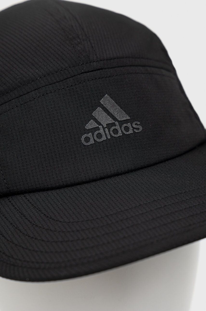 adidas Performance Kapa s šiltom črna barva - Pepit.si