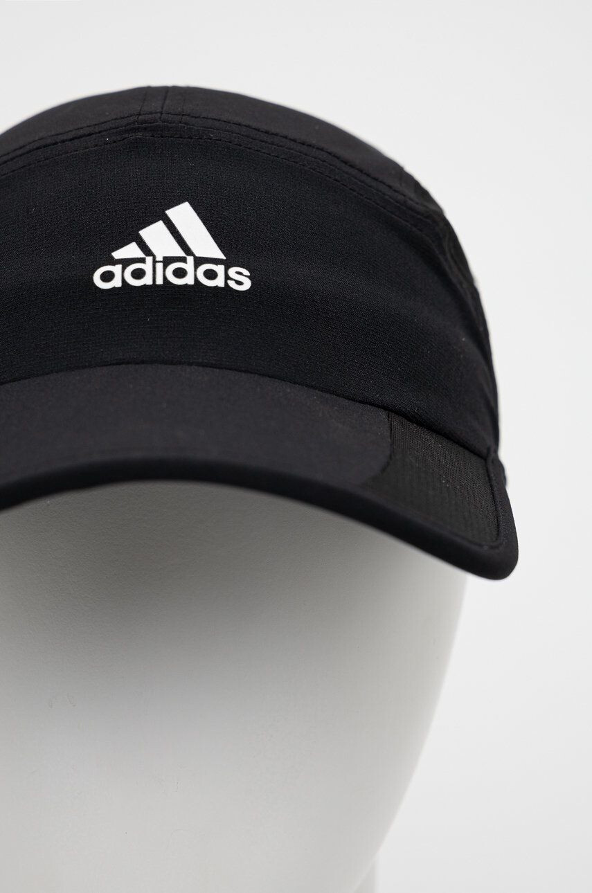 adidas Performance Kapa s šiltom Supernova črna barva - Pepit.si