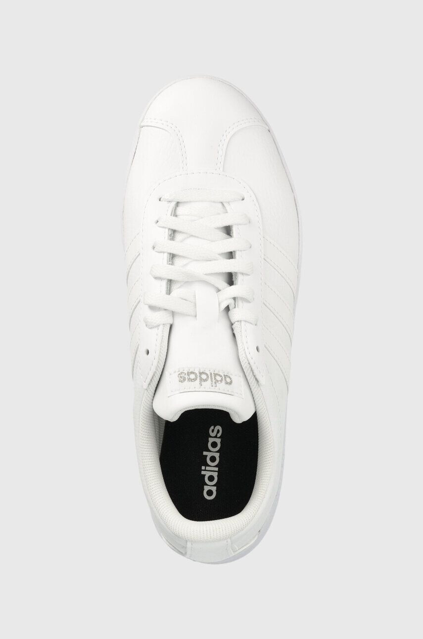 adidas Usnjene superge COURT bela barva - Pepit.si