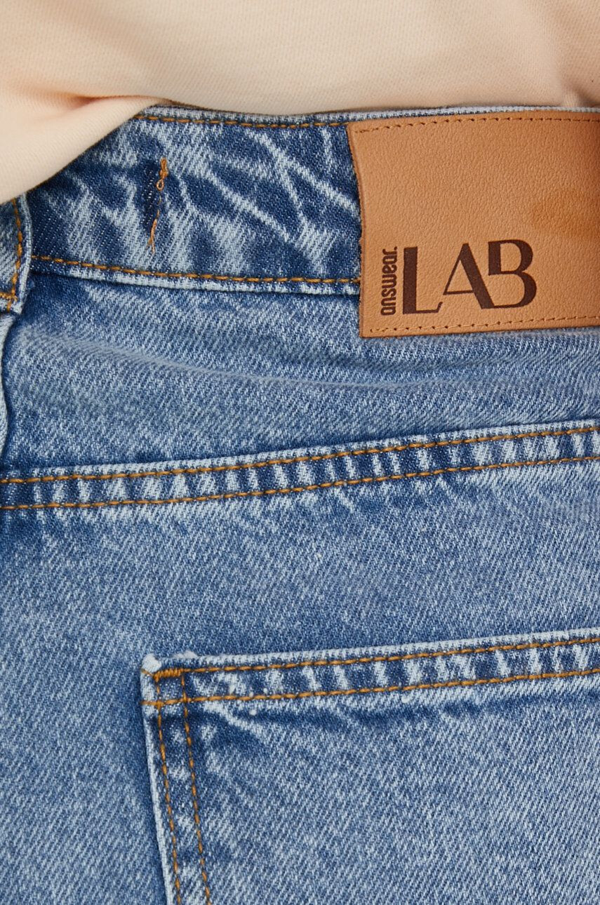 Answear Lab jeans kratke hlače - Pepit.si