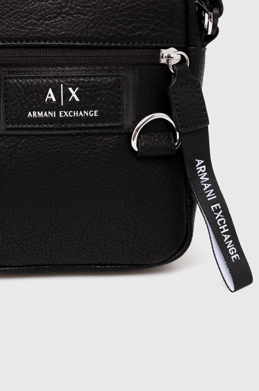 Armani Exchange Torbica za okoli pasu črna barva - Pepit.si