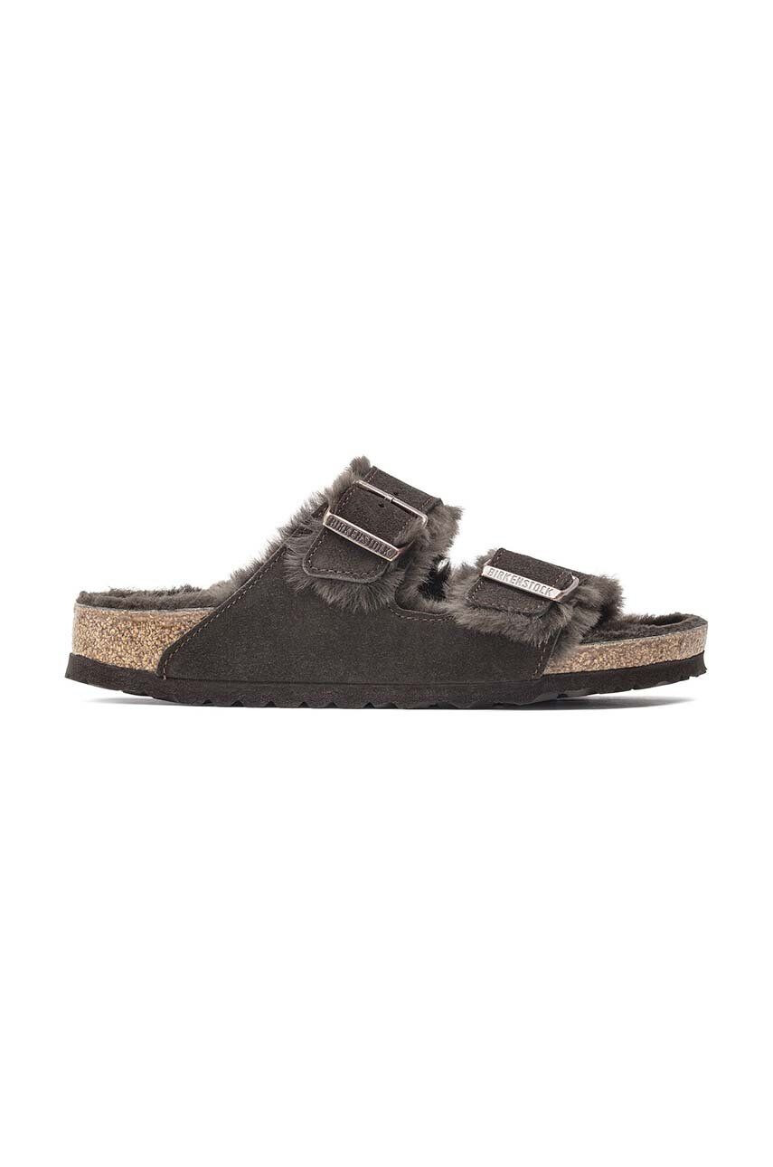 Birkenstock Natikači iz semiša Arizona ženski rjava barva 1020528 - Pepit.si