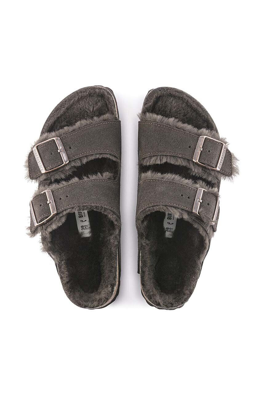 Birkenstock Natikači iz semiša Arizona ženski rjava barva 1020528 - Pepit.si