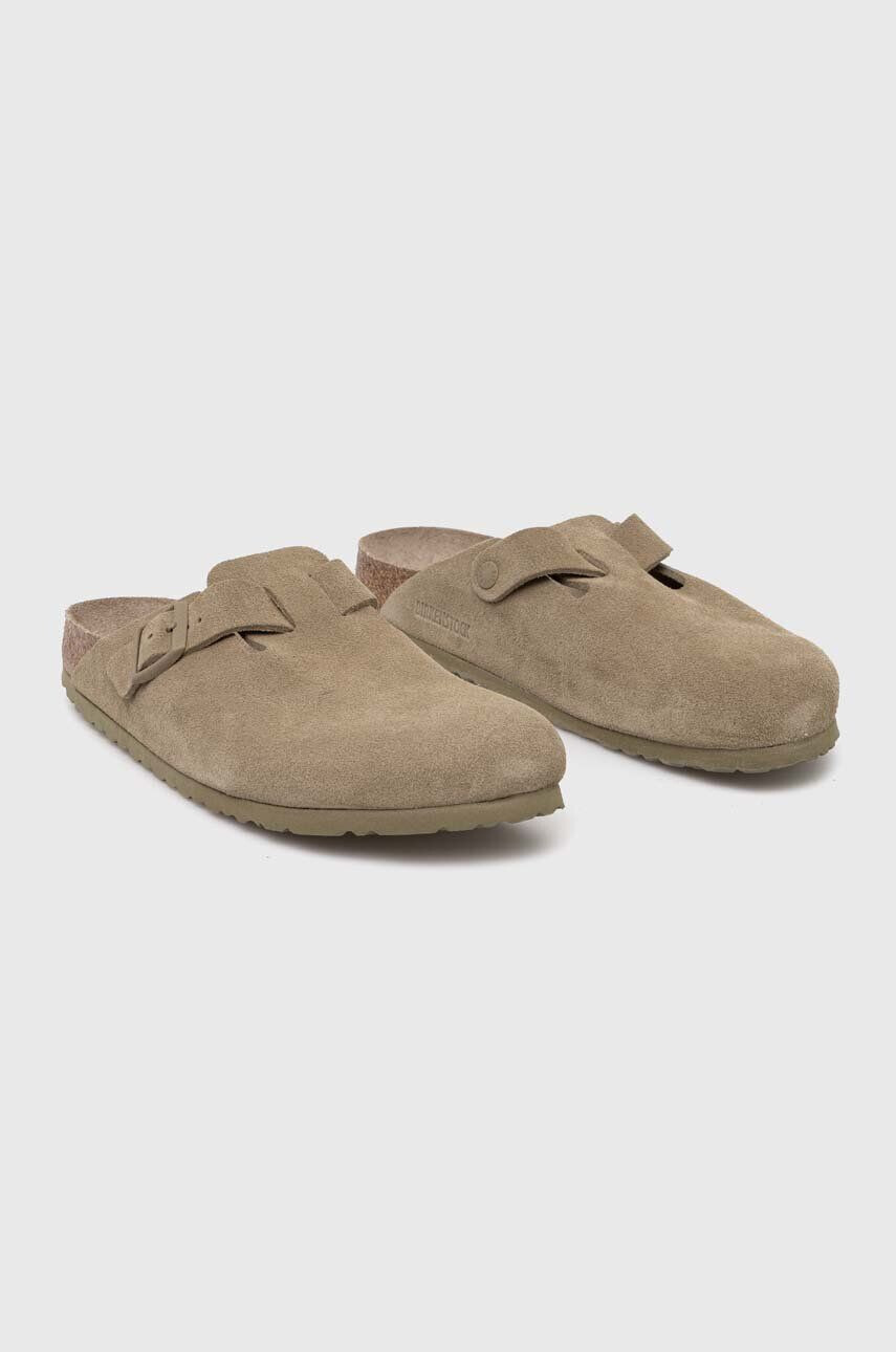 Birkenstock Natikači iz semiša Boston moški bež barva 1019108 - Pepit.si