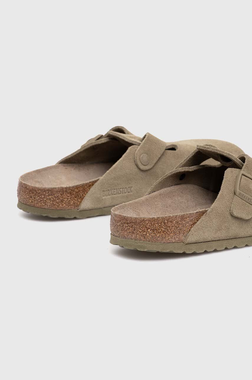 Birkenstock Natikači iz semiša Boston moški bež barva 1019108 - Pepit.si