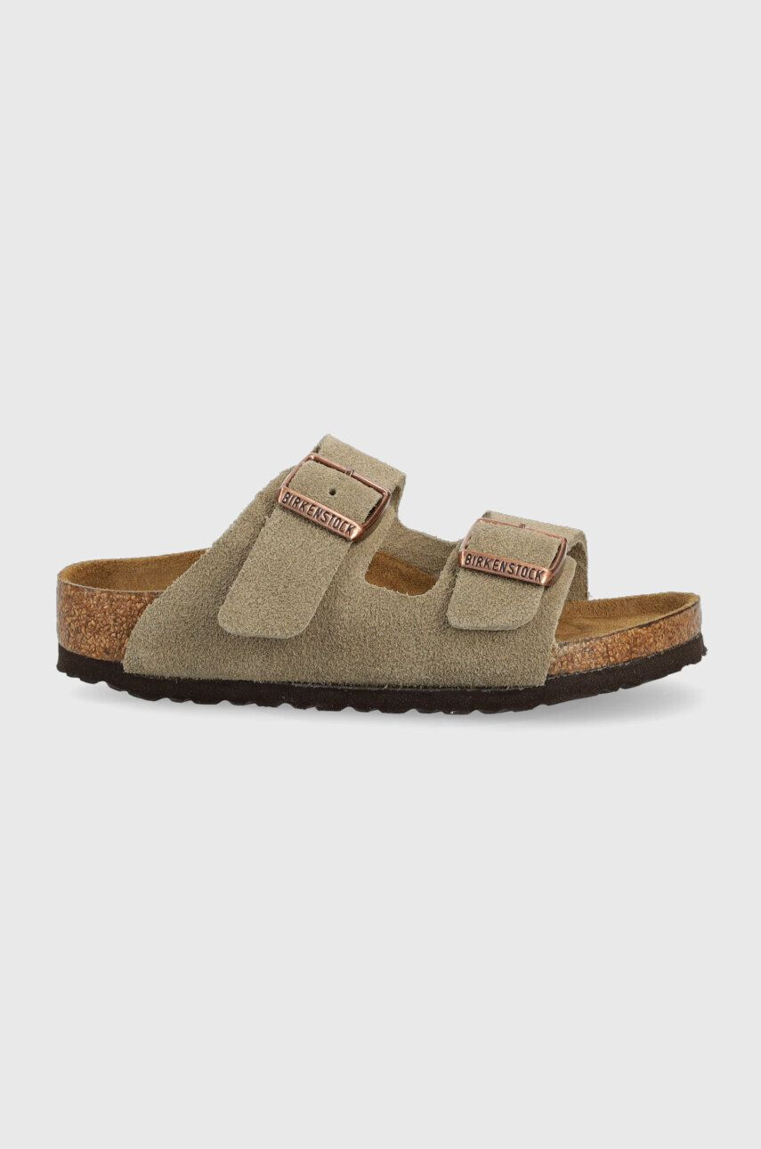 Birkenstock Otroški natikači iz semiša bež barva - Pepit.si