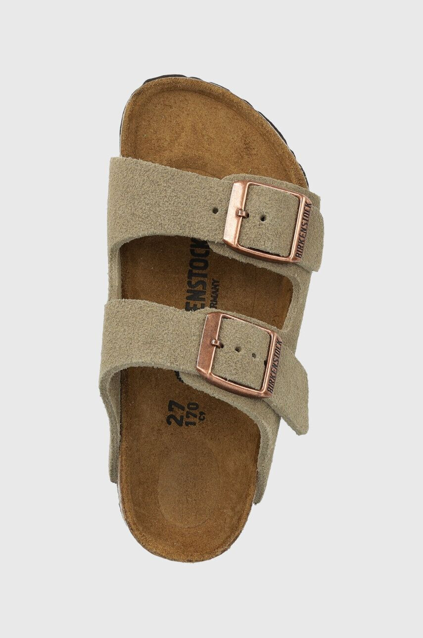 Birkenstock Otroški natikači iz semiša bež barva - Pepit.si