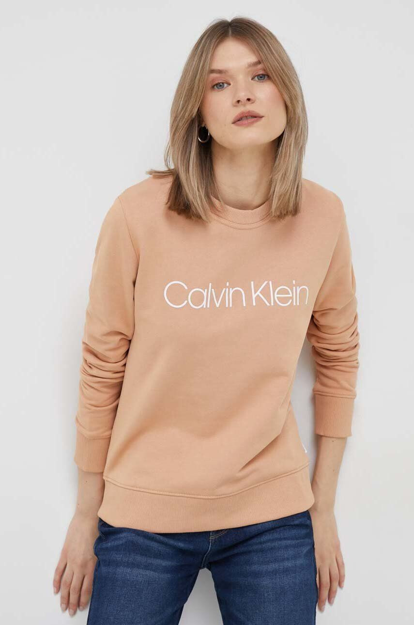 Calvin Klein Bombažen pulover ženska oranžna barva - Pepit.si