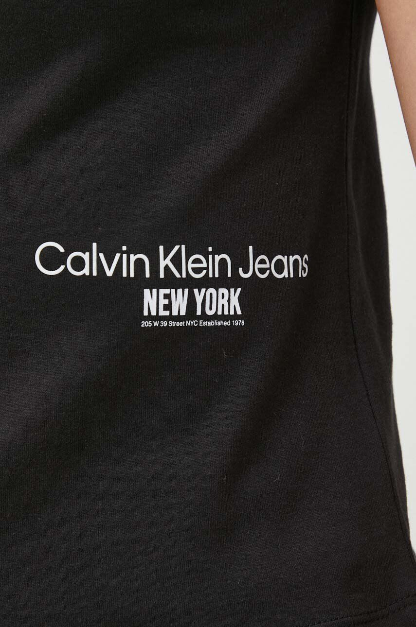 Calvin Klein Jeans Bombažna kratka majica črna barva - Pepit.si