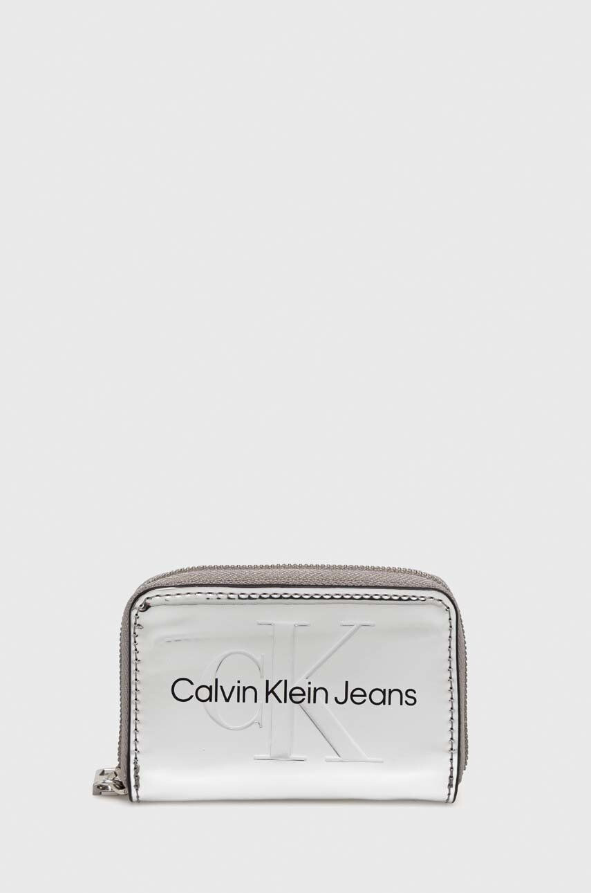 Calvin Klein Jeans Denarnica ženski srebrna barva - Pepit.si