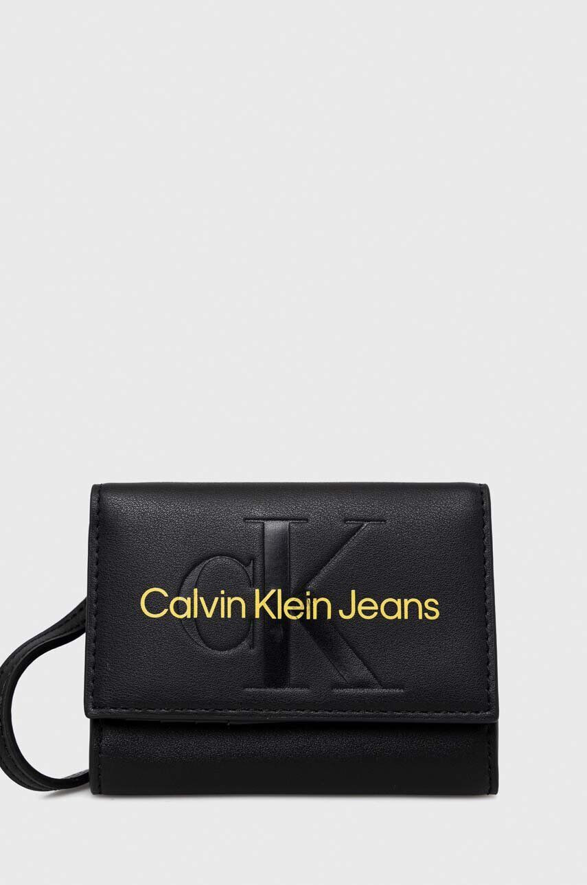 Calvin Klein Jeans Denarnica črna barva - Pepit.si